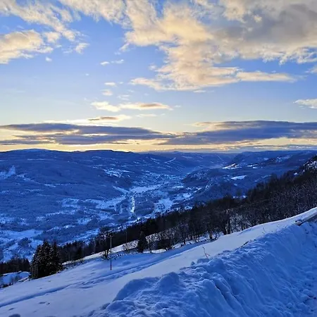 Stor Og Moderne Hytte Med Panoramautsikt Dom wakacyjny *